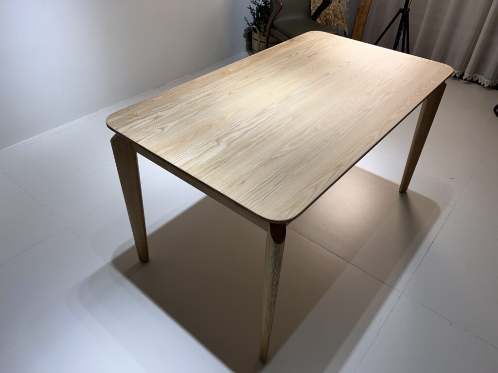 the dining table #159 - 亨格白蠟木餐枱